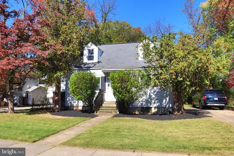 1504 Grandin Ave, Rockville, MD 20851
