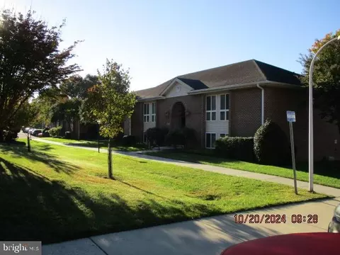3240 Gleneagles Dr #102-1D, Silver Spring, MD 20906