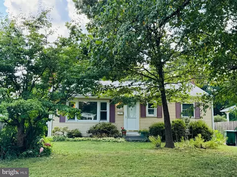102 Dogwood Dr, Gaithersburg, MD 20877