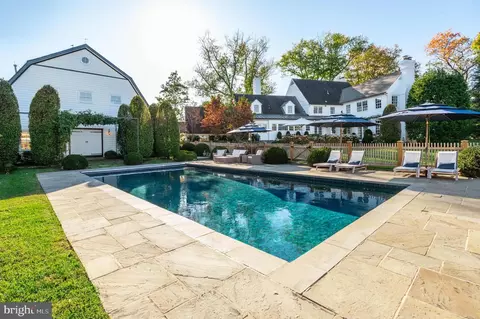 Exterior - 12815 River Rd, Potomac, MD 20854 photo 17 of 26
