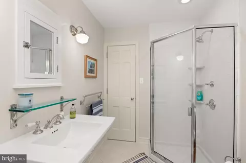 Bath - 12815 River Rd, Potomac, MD 20854 photo 1 of 8