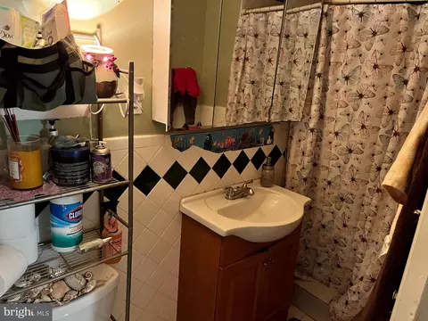 Bath - 12117 Foley St, Silver Spring, MD 20902 photo 2 of 2