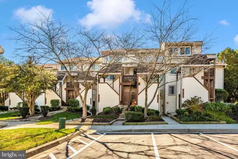 18339 Leman Lake Dr #807-A, Olney, MD 20832