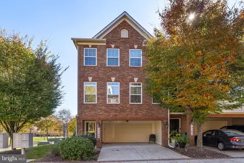 13500 Latrobe Ln #2360, Clarksburg, MD 20871