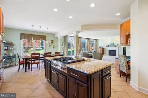 Kitchen - 18307 Crestmount Rd, Boyds, MD 20841 photo 2 of 5