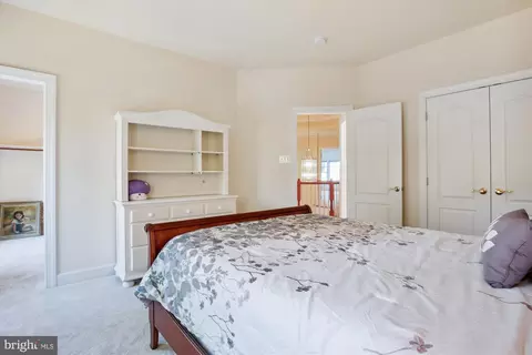 Bedroom - 18307 Crestmount Rd, Boyds, MD 20841 photo 2 of 9