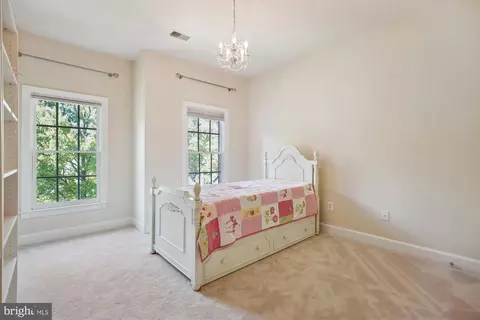 Bedroom - 18307 Crestmount Rd, Boyds, MD 20841 photo 1 of 9
