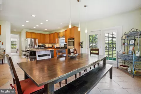 Dining - 18307 Crestmount Rd, Boyds, MD 20841 photo 2 of 2