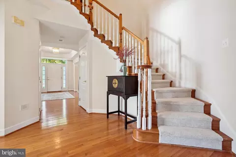 Entry Way - 18307 Crestmount Rd, Boyds, MD 20841 photo 5 of 8