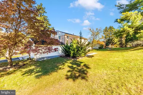 Exterior - 717 Pebblestone Ct, Silver Spring, MD 20905 photo 2 of 12