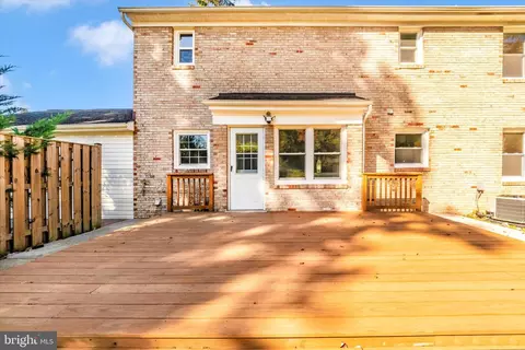 Exterior - 717 Pebblestone Ct, Silver Spring, MD 20905 photo 8 of 12