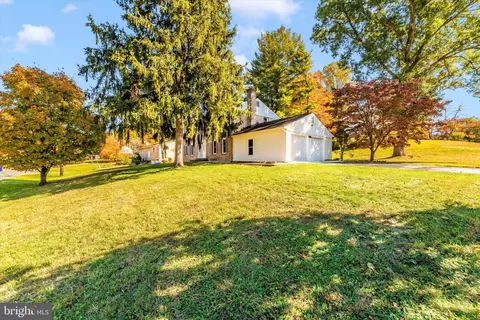 Other - 717 Pebblestone Ct, Silver Spring, MD 20905 photo 3 of 19