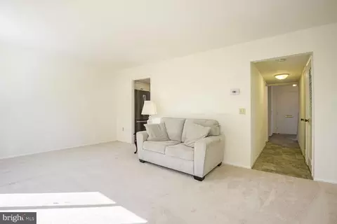 Living - 15006 Haslemere Ct #265-D, Silver Spring, MD 20906 photo 3 of 4