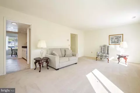 Living - 15006 Haslemere Ct #265-D, Silver Spring, MD 20906 photo 2 of 4