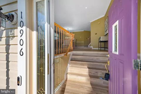 Entry Way - 10906 Henlopen Ct, Silver Spring, MD 20902 photo 1 of 8
