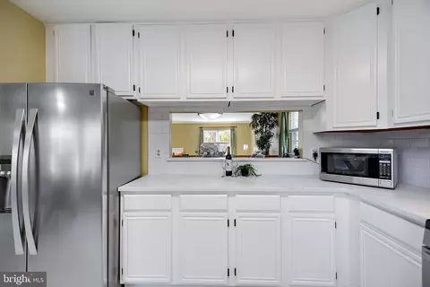 Kitchen - 10906 Henlopen Ct, Silver Spring, MD 20902 photo 8 of 10