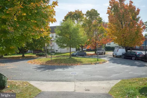 Exterior - 10906 Henlopen Ct, Silver Spring, MD 20902 photo 13 of 13