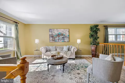 Living - 10906 Henlopen Ct, Silver Spring, MD 20902 photo 6 of 8
