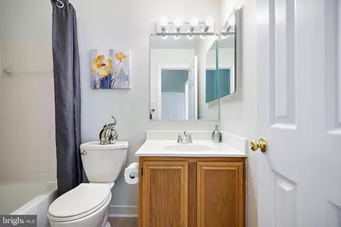 Bath - 10906 Henlopen Ct, Silver Spring, MD 20902 photo 7 of 13