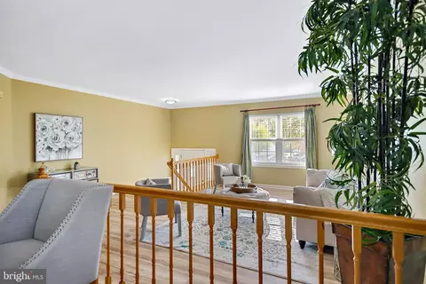 Living - 10906 Henlopen Ct, Silver Spring, MD 20902 photo 7 of 8