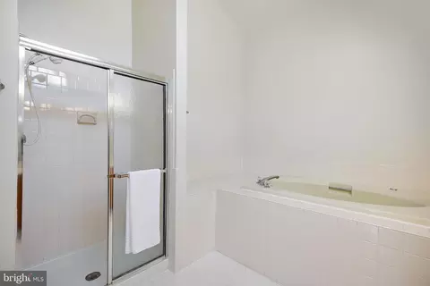 Bath - 10906 Henlopen Ct, Silver Spring, MD 20902 photo 4 of 13
