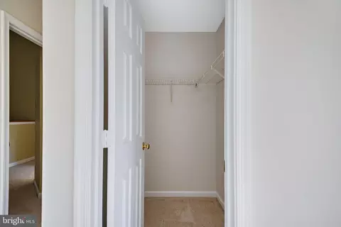 Entry Way - 10906 Henlopen Ct, Silver Spring, MD 20902 photo 7 of 8