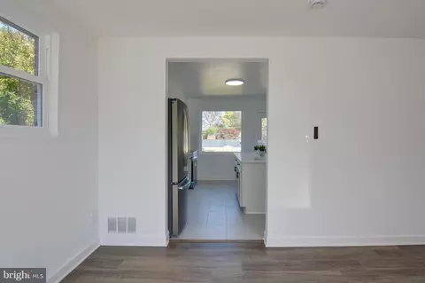 Entry Way - 3809 Greenly St, Silver Spring, MD 20906 photo 2 of 9