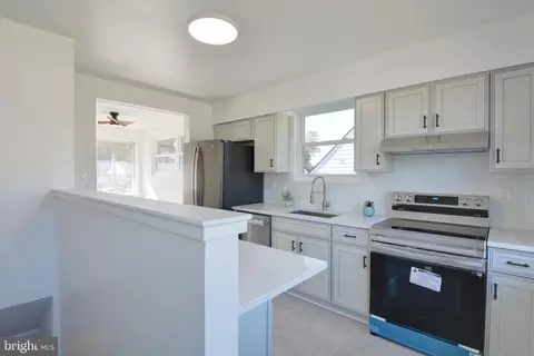 Kitchen - 3809 Greenly St, Silver Spring, MD 20906 photo 6 of 6