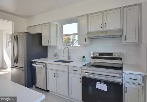 Kitchen - 3809 Greenly St, Silver Spring, MD 20906 photo 3 of 6