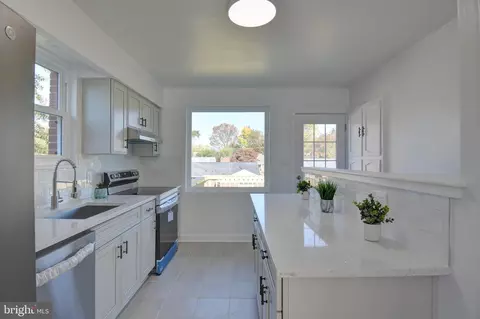 Kitchen - 3809 Greenly St, Silver Spring, MD 20906 photo 5 of 6