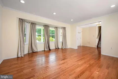 Living - 1405 Longhill Dr, Potomac, MD 20854 photo 1 of 6