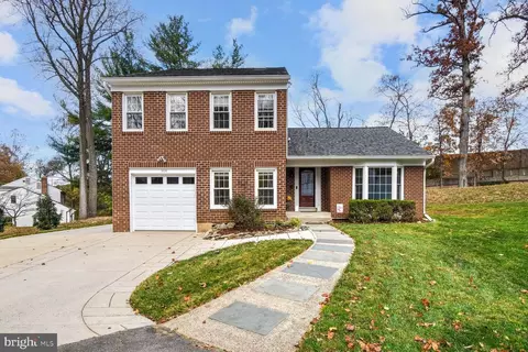 504 Watts Branch Pkwy, Potomac, MD 20854