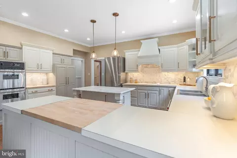 Kitchen - Undisclosed, Potomac, MD 20854 photo 8 of 9