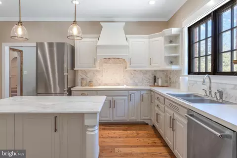 Kitchen - Undisclosed, Potomac, MD 20854 photo 5 of 9