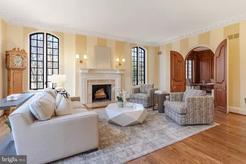 Living - Undisclosed, Potomac, MD 20854 photo 1 of 10