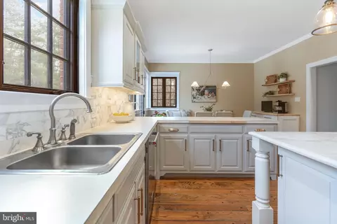 Kitchen - Undisclosed, Potomac, MD 20854 photo 7 of 9