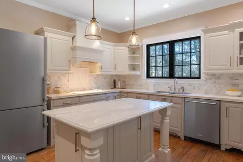 Kitchen - Undisclosed, Potomac, MD 20854 photo 2 of 9