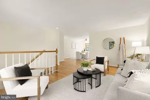 110 Ritchie Ave, Silver Spring, MD 20910 photo 4