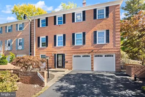 10404 Democracy Ln, Potomac, MD 20854