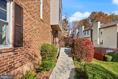 3701 Dunsinane Dr #3701-5, Silver Spring, MD 20906 photo 5