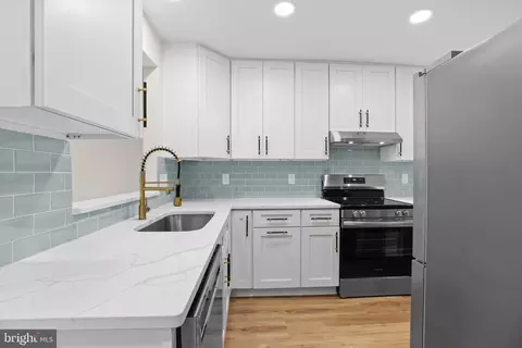 10045 Ridgeline Dr, Gaithersburg, MD 20886