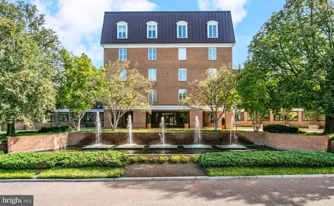 8101 Connecticut Ave #C501, Chevy Chase, MD 20815