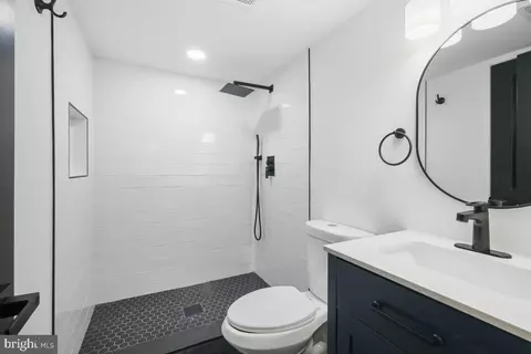 Bath - 2900 Harris Ave, Silver Spring, MD 20902 photo 3 of 3