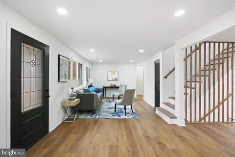 Entry Way - 2900 Harris Ave, Silver Spring, MD 20902 photo 2 of 9