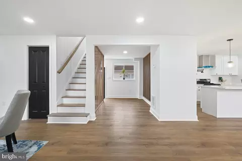 Entry Way - 2900 Harris Ave, Silver Spring, MD 20902 photo 1 of 9