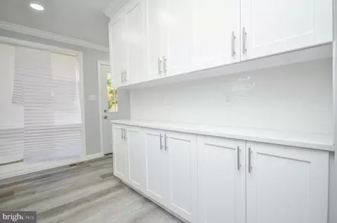 Entry Way - 4007 Havard St, Silver Spring, MD 20906 photo 5 of 6