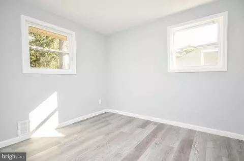 Bedroom - 4007 Havard St, Silver Spring, MD 20906 photo 2 of 2