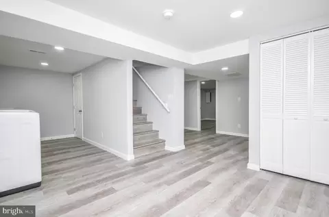 Entry Way - 4007 Havard St, Silver Spring, MD 20906 photo 6 of 6