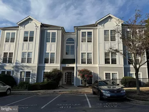 18300 Feathertree Way #203, Montgomery Village, MD 20886