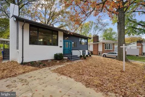 Exterior - 3318 Estelle Ter, Silver Spring, MD 20906 photo 2 of 3